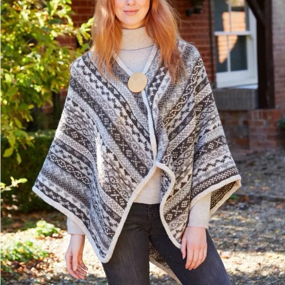 Pachamama Classic Fairisle Wrap Natural